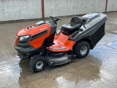 HUSQVARNA TC142 RIDE ON PETROL LAWNMOWER