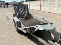 IFOR WILLIAMS APPROX. 9ft x 4.6ft 2600KGS TWIN AXLE BEAVERTAIL PLANT TRAILER - 3