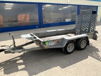 IFOR WILLIAMS APPROX. 9ft x 4.6ft 2600KGS TWIN AXLE BEAVERTAIL PLANT TRAILER - 4