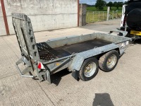 IFOR WILLIAMS APPROX. 9ft x 4.6ft 2600KGS TWIN AXLE BEAVERTAIL PLANT TRAILER - 14