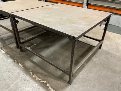 APPROX. 1500mm x 1500mm x 940mm METAL WORKBENCH
