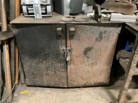 APPROX. 1000mm x 650mm x 870mm METAL STORAGE CABINET - 2