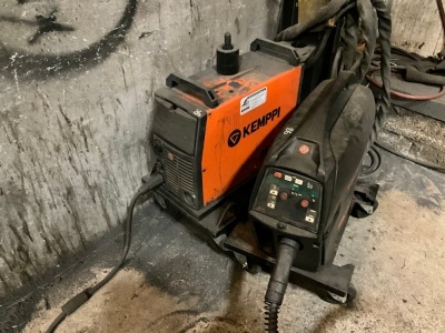 KEMPPI M420 FAST MIG 3 PHASE MIG WELDER & POWER FEED
