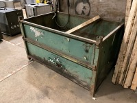 APPROX. 1520mm x 910mm x 900mm METAL STORAGE CRATE - 3