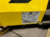 ESAB FABRICATOR EM401i 3 PHASE MIG WELDER & POWER FEED - 6