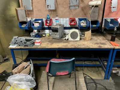 APPROX. 2000mm x 890mm x 2100mm WORK STATION