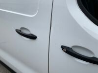 PEUGEOT EXPERT 1400 PROFESSIONAL 2.0 BLUE HDI 120 - 19