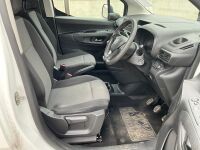 VAUXHALL COMBO 2300 L1 H1 1.5D 100PS SPORTIVE  - 21