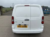 VAUXHALL COMBO 2300 L1 H1 1.5 TURBO D 100PS SPORTIVE - 11