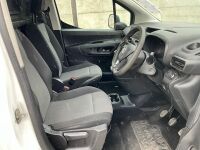 VAUXHALL COMBO 2300 L1 H1 1.5 TURBO D 100PS SPORTIVE - 21