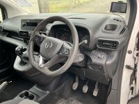VAUXHALL COMBO 2300 L1 H1 1.5 TURBO D 100PS SPORTIVE - 22
