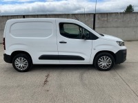 PEUGEOT PARTNER PROFESSIONAL 1000 1.5 BLUE HDI 100 - 24