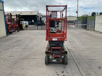 SKYJACK SJIII 3219 19ft BATTERY OPERATED SCISSOR LIFT - 4