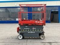 SKYJACK SJIII 3219 19ft BATTERY OPERATED SCISSOR LIFT - 6