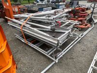 LOT TO INC. ASSORTED ALUMINIUM SCAFFOLDING TOWER - 4