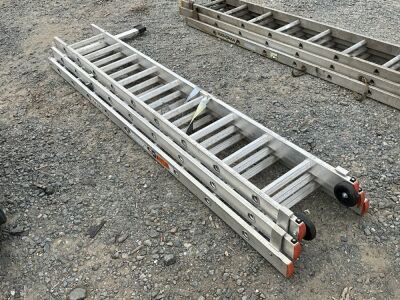 9 TREAD ALUMINIUM TRIPLE LADDER
