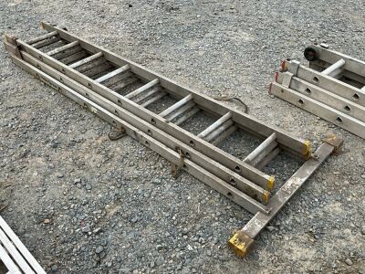 8 TREAD ALUMINIUM TRIPLE LADDER