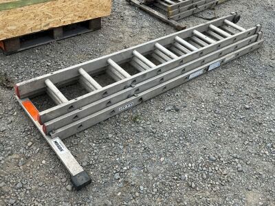 9 TREAD ALUMINIUM TRIPLE LADDER