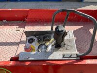 SKYJACK SJIII 3219 19FT BATTERY OPERATED SCISSOR LIFT - 9