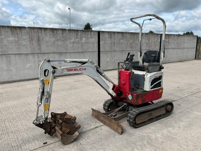 TAKEUCHI TB210R 1 TON MICRO DIGGER