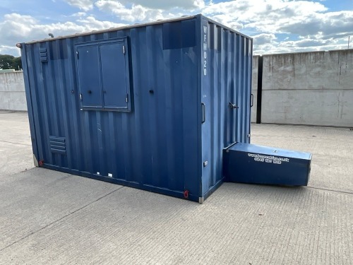 APPROX 12ft x 7ft BOSS CABINS SINGLE AXLE ANTI VANDAL WELFARE UNIT