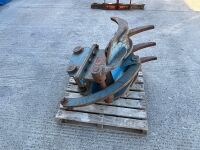 7 TYNE GRAPPLE TO SUIT 13 TON MACHINE - 7