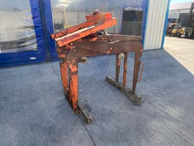 ADJUSTABLE DOUBLE LIFT BLOCK GRAB & FORKLIFT ATTACHMENT