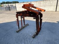 ADJUSTABLE DOUBLE LIFT BLOCK GRAB & FORKLIFT ATTACHMENT - 9