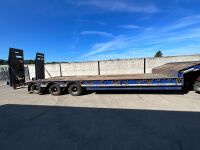 DENNISON 45ft TRI AXLE LOW LOADER ON AIR - 18