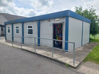 APPROX. 40ft x 20ft 4 BAY MODULAR BUILDING