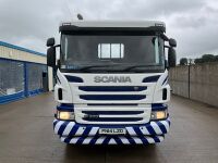 SCANIA P370 8x4 32 TON CHEESEWEDGE PLANT LORRY - 2