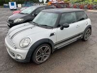 MINI COOPER 1.6 D - 4