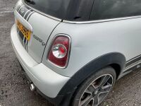 MINI COOPER 1.6 D - 10