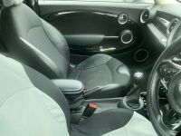 MINI COOPER 1.6 D - 14