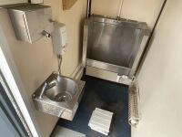 APPROX. 30ft x 10ft ANTI VANDAL WELFARE UNIT - 16