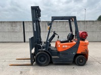 DOOSAN G25GP 2.5 TON GAS FORKLIFT - 2