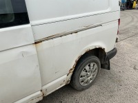 VOLKSWAGEN TRANSPORTER T30 2.0 TDI LWB 102PS CREW VAN - 10