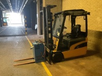 CATERPILLAR EP16NT BATTERY OPERATED FORKLIFT