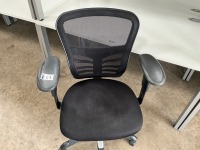 ERGONOMIC MESH 3 LEVER OPERATOR CHAIR WITH ADJUSTABLE ARMS - 2