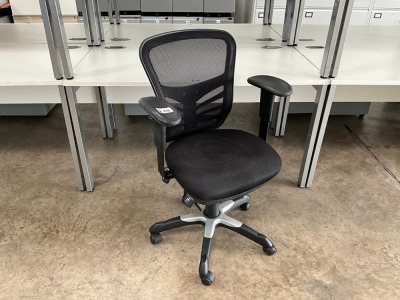 ERGONOMIC MESH 3 LEVER OPERATOR CHAIR WITH ADJUSTABLE ARMS