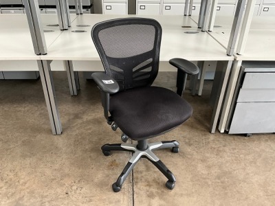 ERGONOMIC MESH 3 LEVER OPERATOR CHAIR WITH ADJUSTABLE ARMS