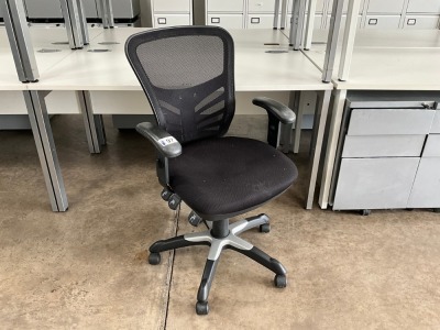 ERGONOMIC MESH 3 LEVER OPERATOR CHAIR WITH ADJUSTABLE ARMS