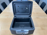 SENTRYSAFE F2300 WATERPROOF FIRESAFE CHEST - 3