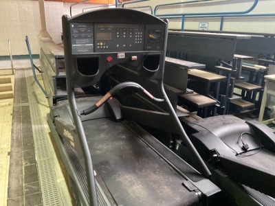 LIFE FITNESS 9500 HR TREADMILL - INCOMPLETE