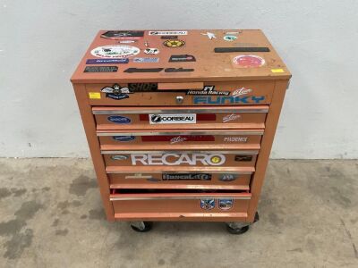 6 DRAWER MOBILE TOOL CHEST C/W CONTENTS