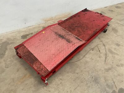 MOBILE HEIGH ADJUSTABLE LAWNMOWER DECK
