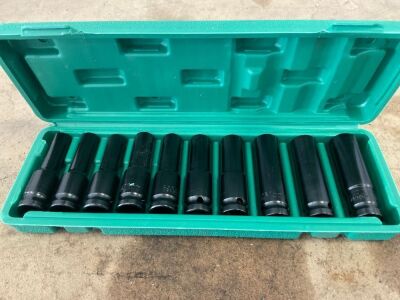UNUSED 10PC 1/2" DEEP SOCKET SET 10-24MM 