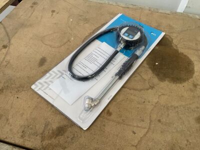 UNUSED PCL DIGITAL TYRE PRESSURE GAUGE