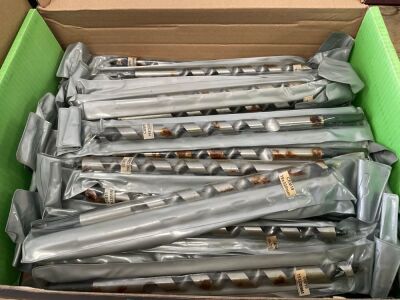 LARGE QUANTITY OF ASSORTED UNSED DRILL BITS