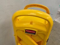 UNSUED RUBBERMAID SAFETY BARRIER - 2